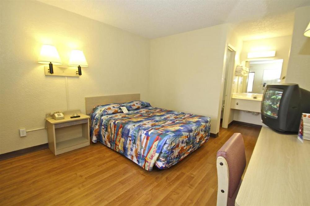 Motel 6-Tempe, Az - Broadway - Asu Room photo